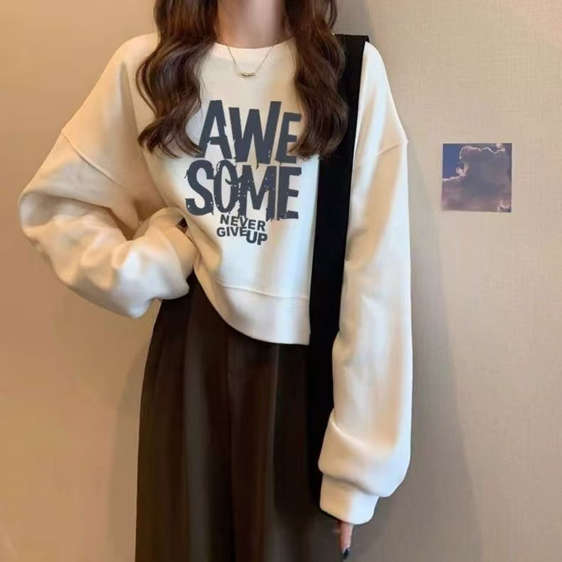 long-sleeved sweatshirt