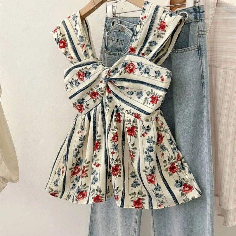 Ladies style retro V-neck kinked floral shirt women's summer new pastoral sexy waist small fly sleeves ins top