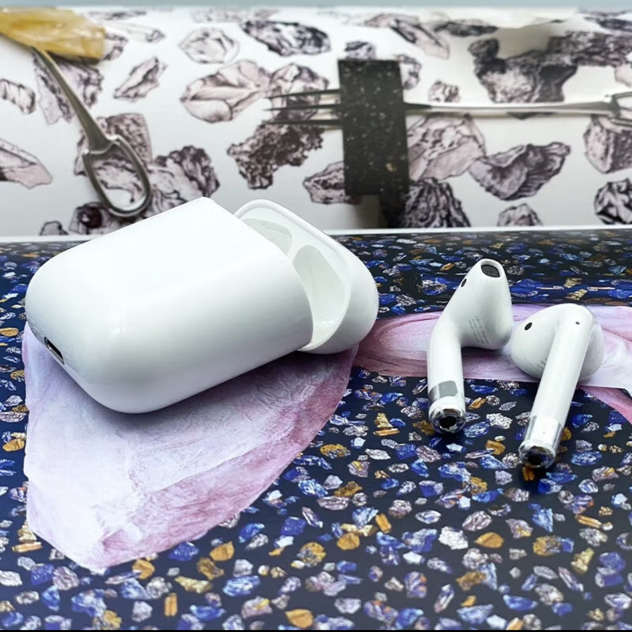 Second-hand original AirPodsPro2