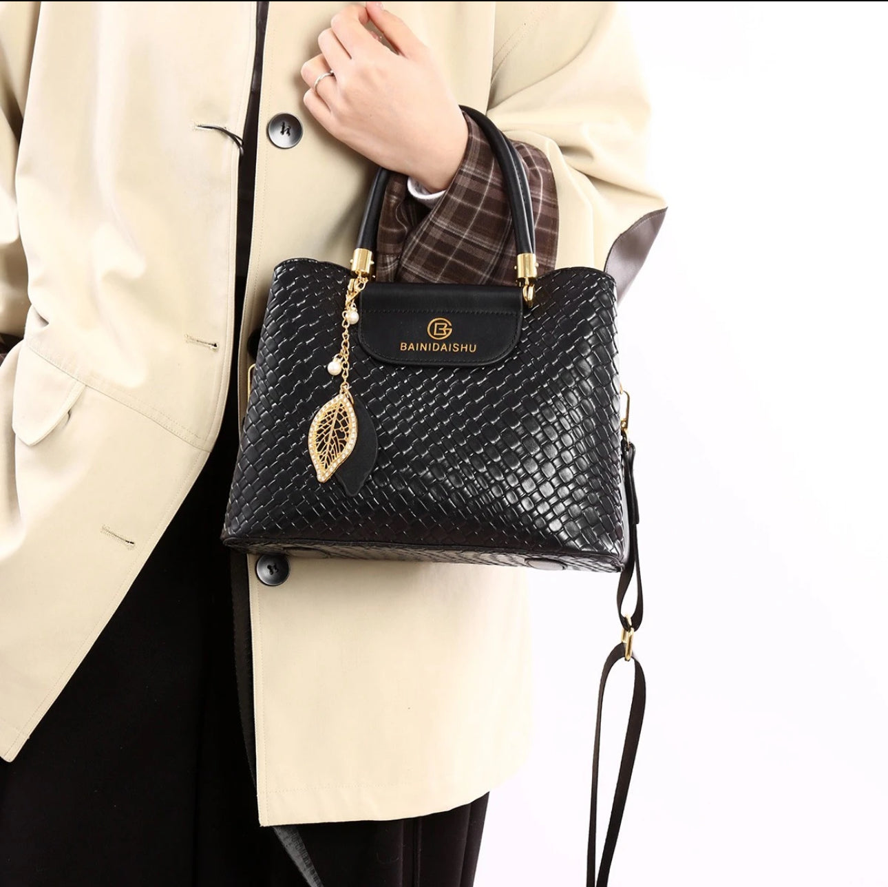 2025 New Viral Bucket Shoulder Bag for Women - Versatile Minimalist Niche Tote (29x14x22cm) Spacious Commuter to Weekend Crossbody Purse