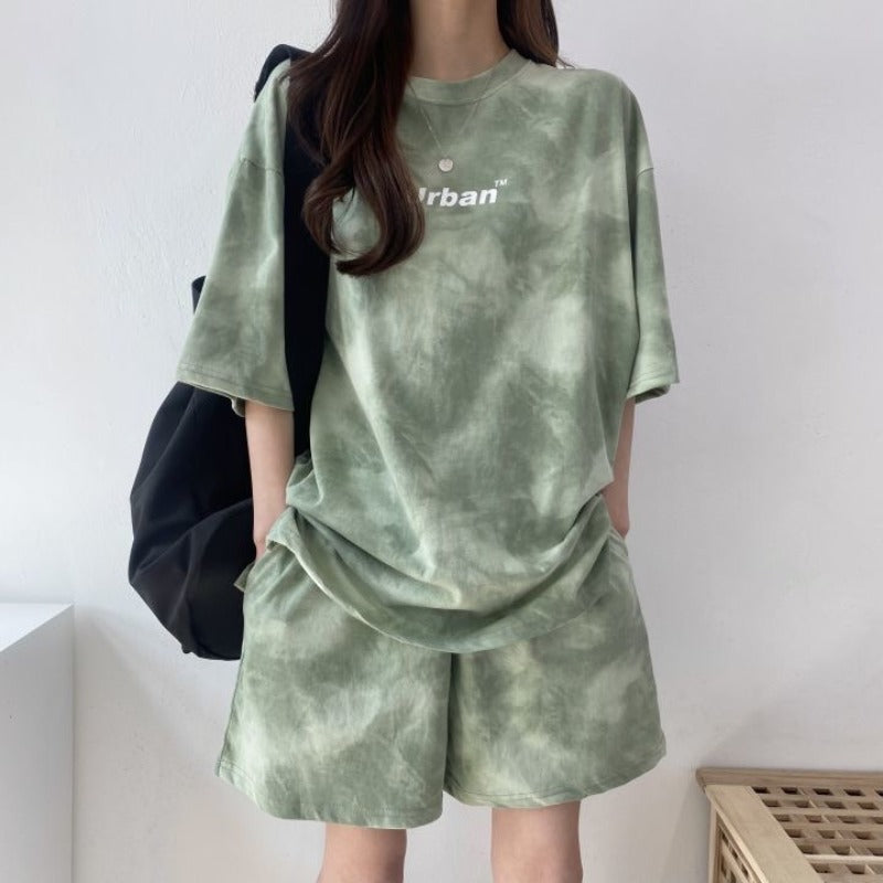 Sports and leisure suit women's summer thin 2025 new small salt and sweet tops and shorts two-piece set