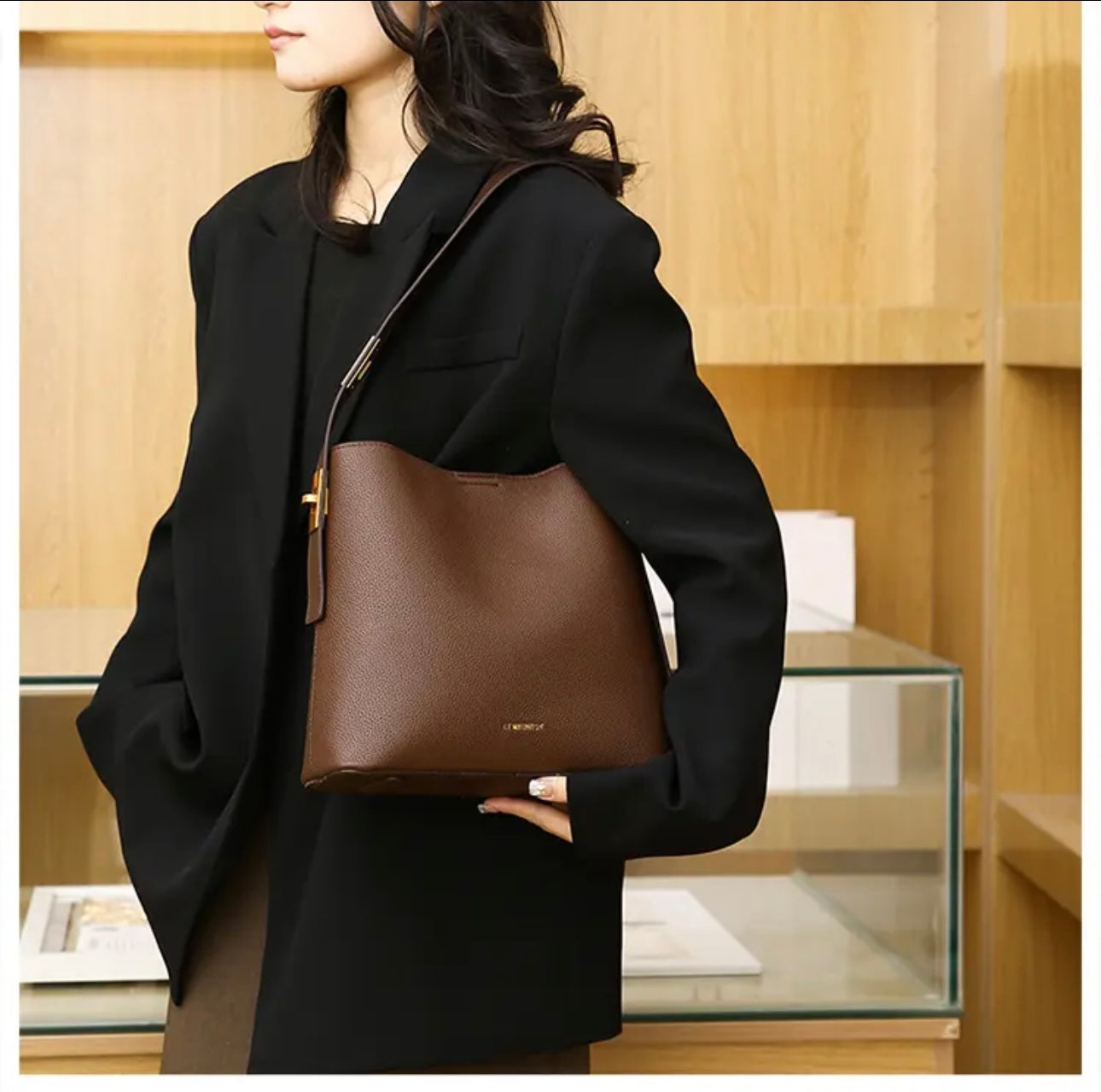 Shoulder/Crossbody Bag with Detachable Pouch