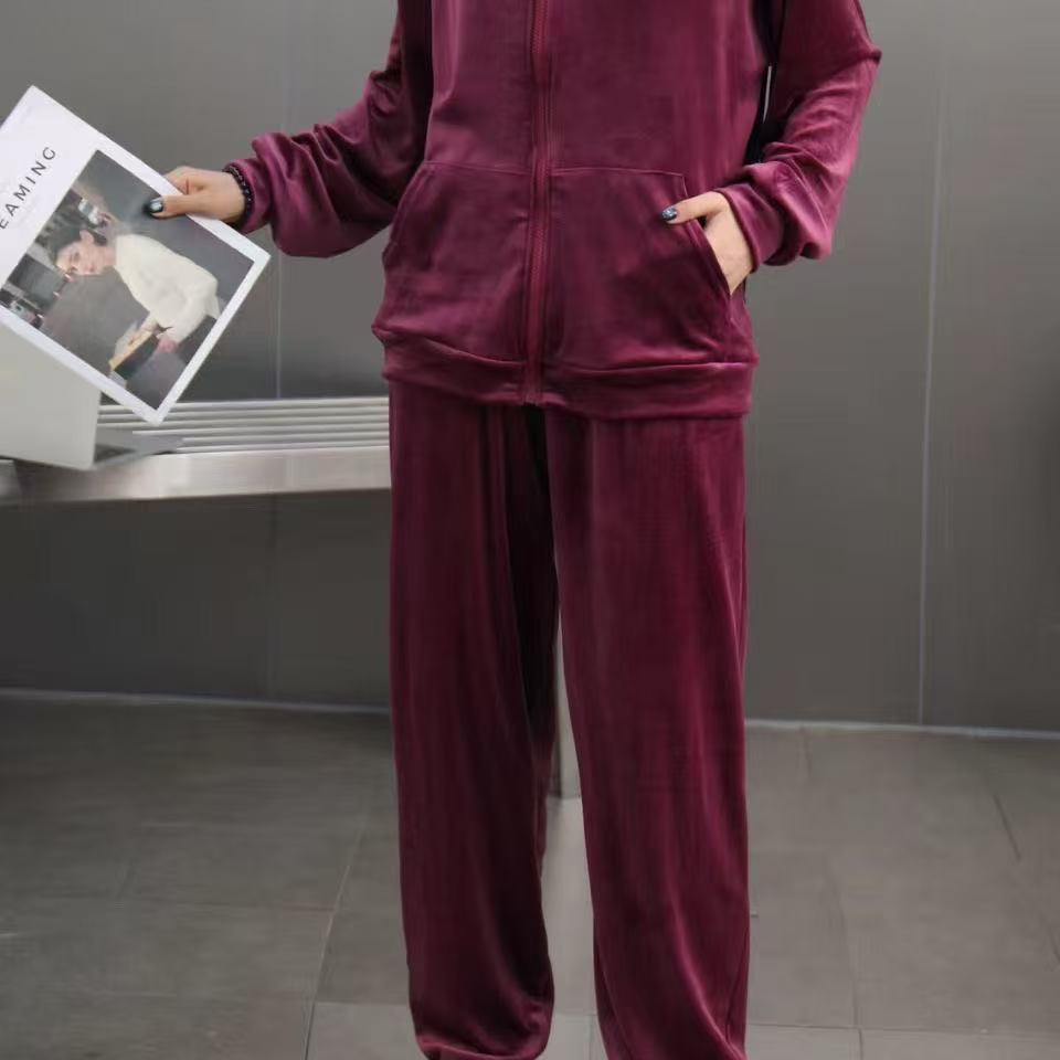 Juicy-style tracksuit 1