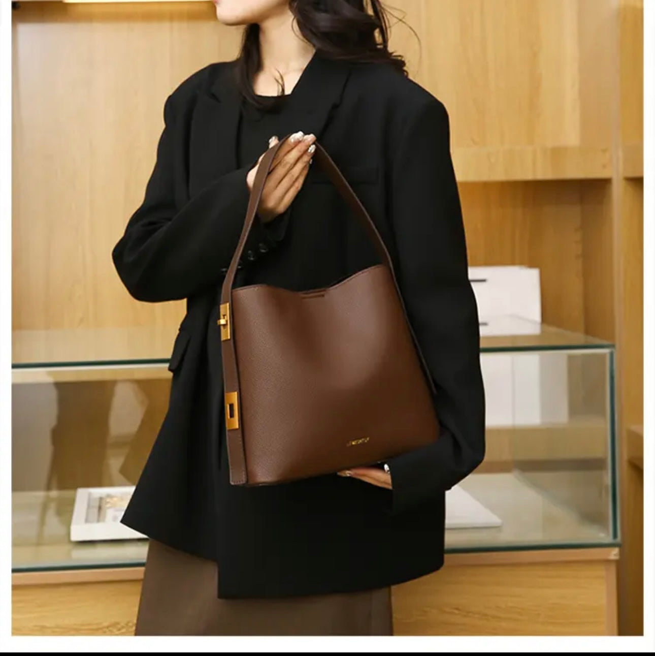 Shoulder/Crossbody Bag with Detachable Pouch