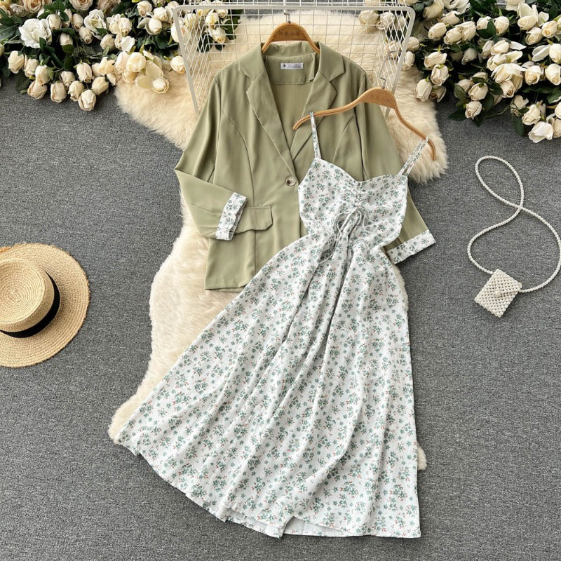 French high-end loose, sweet and salt suit women's long-sleeved suit jacket + floral fairy suspender dress