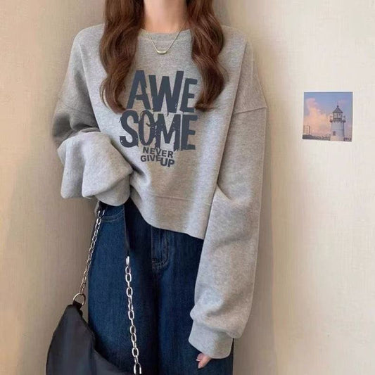 long-sleeved sweatshirt