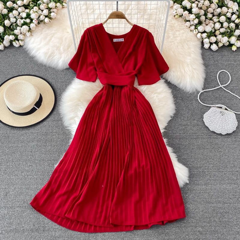2025 summer new V-neck short-sleeved dress over the knee slim temperament waist lace-up big pendulum pleated long dress