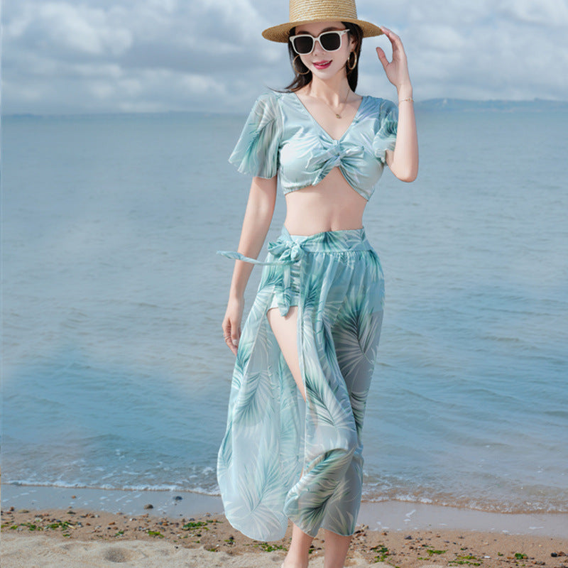 Holiday seaside hot spring swimsuit women's split bikini BIKINI three-piece set European and American high-end new swimsuit