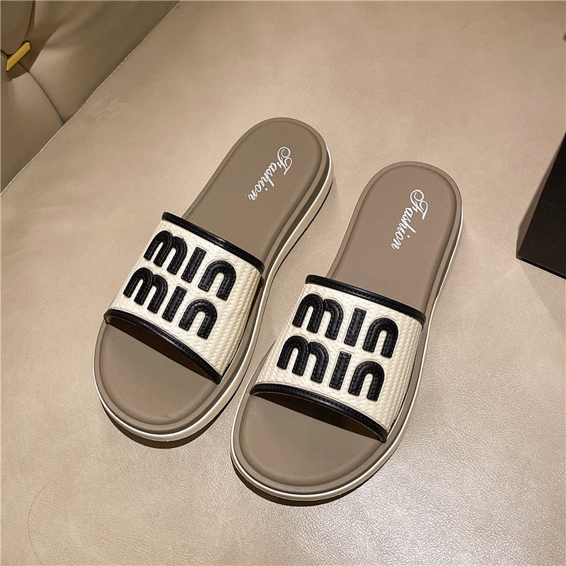 Slippers women's summer out new fashion small fragrant wind beach one-word drag net red versatile indoor non-slip cool slippers