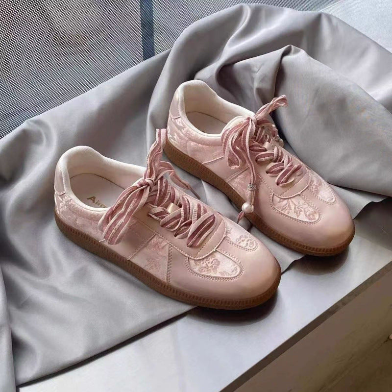 2025 casual little white shoes new national style comfortable versatile German training board shoes new Chinese spring pattern women's shoes