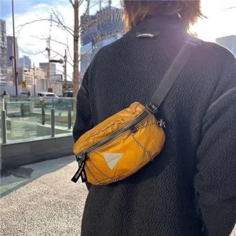 Outdoor locomotive waterproof DuPont plaid nylon fanny pack strap breast bag Internet celebrity super handsome