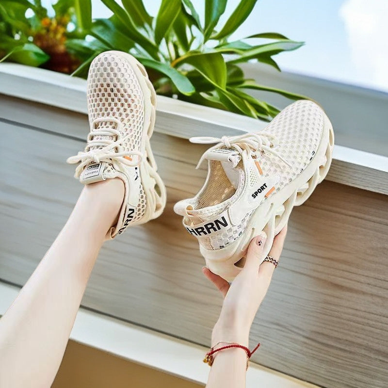 2025 popular fashion coconut shoes spring summer autumn wear breathable fly weaving sports Internet celebrities stepping on shit feeling running shoes