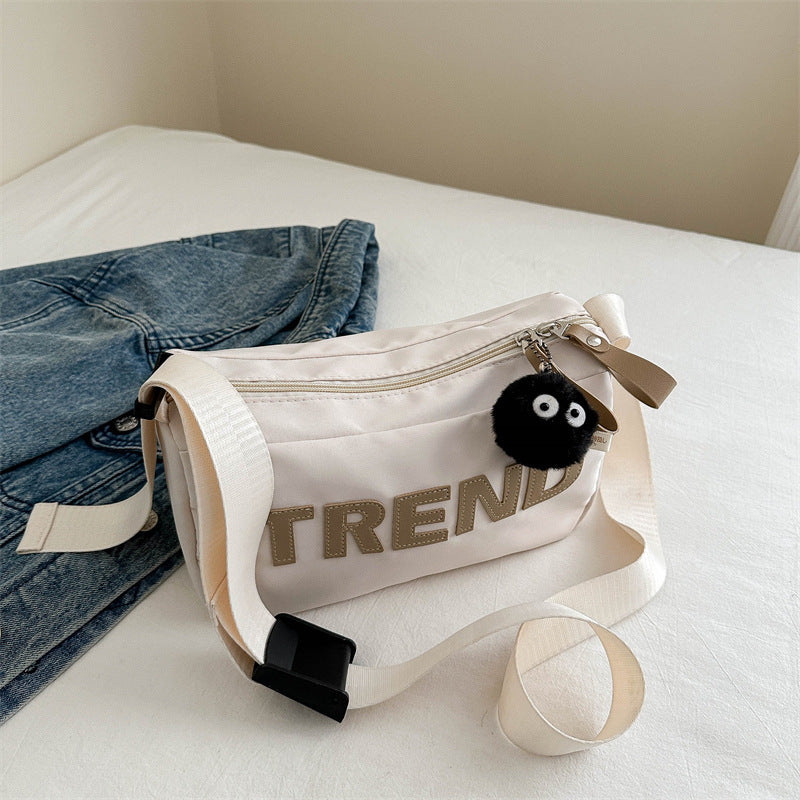 Letter printing fashion casual bag 2025 spring and summer new versatile ins shoulder messenger bag going out Korean women's bag