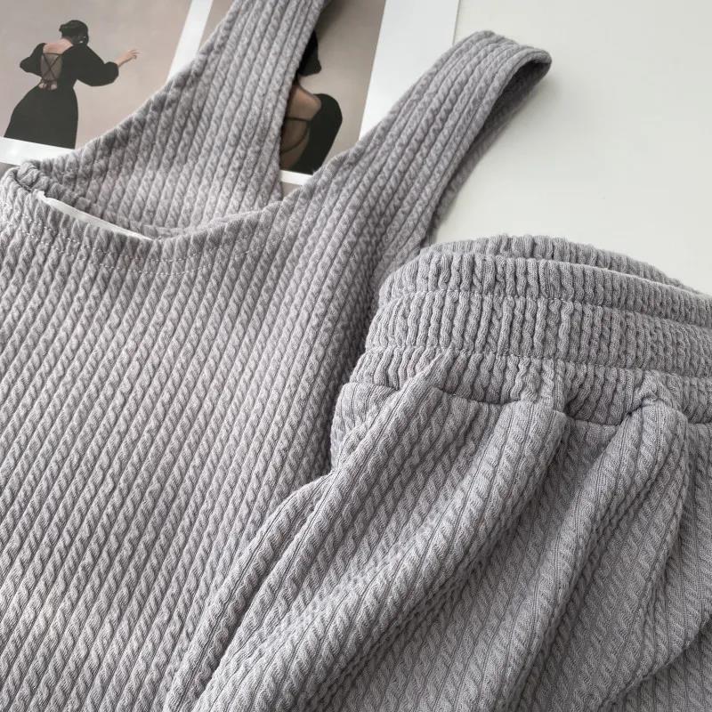 Three-dimensional jacquard chaos comfortable lazy loose casual suit women's 2025 summer new vest shorts two-piece set