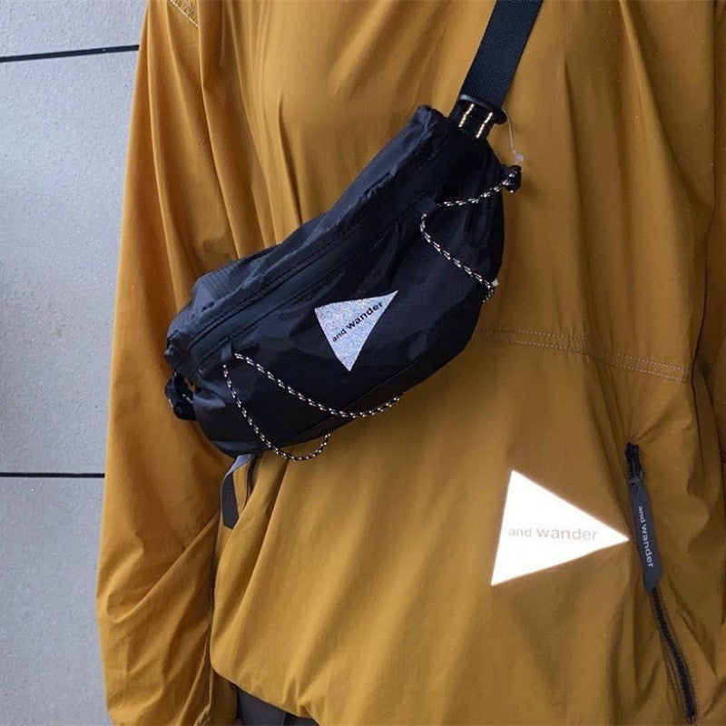 Outdoor locomotive waterproof DuPont plaid nylon fanny pack strap breast bag Internet celebrity super handsome