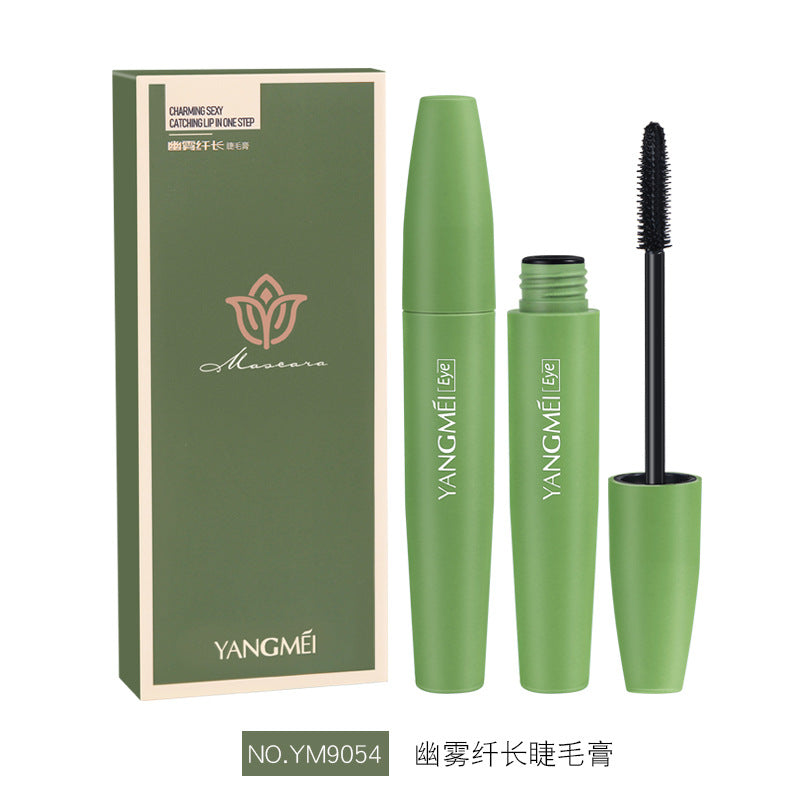 Dense fog, thick warping and slender black mascara, not easy to take off makeup, not easy to smudge