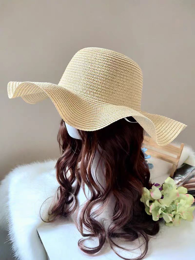 Small fresh straw hat women's anti-sun beach hat seaside sun hat Korean version travel casual sun hat bow hat