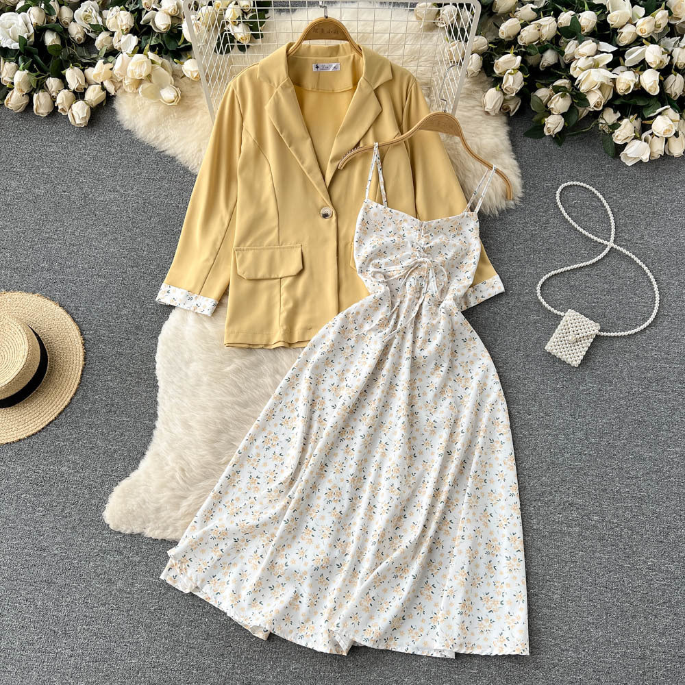 French high-end loose, sweet and salt suit women's long-sleeved suit jacket + floral fairy suspender dress