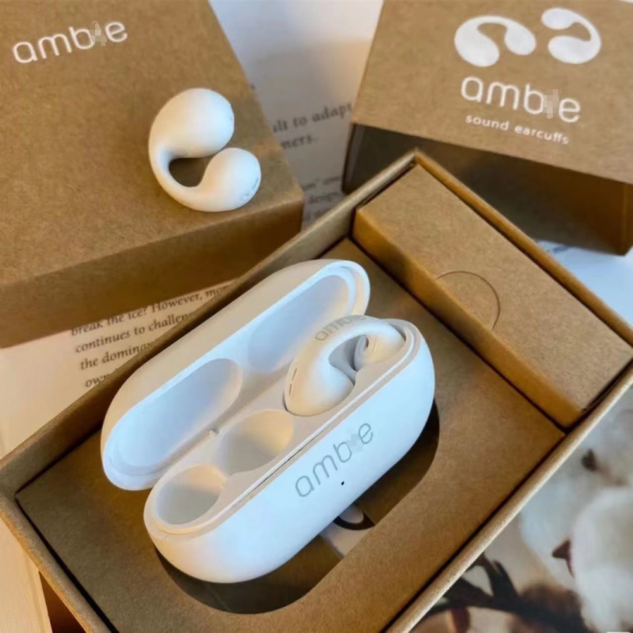 Ambie Bone Conduction Bluetooth Headset 5.4 Clip-on-ear wireless non-in-ear high-power sports headset