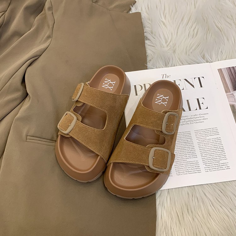 Thick-soled retro slippers women's 2025 summer new outer wear fashionable and versatile one-word drag Birkenstock beach vacation sandals