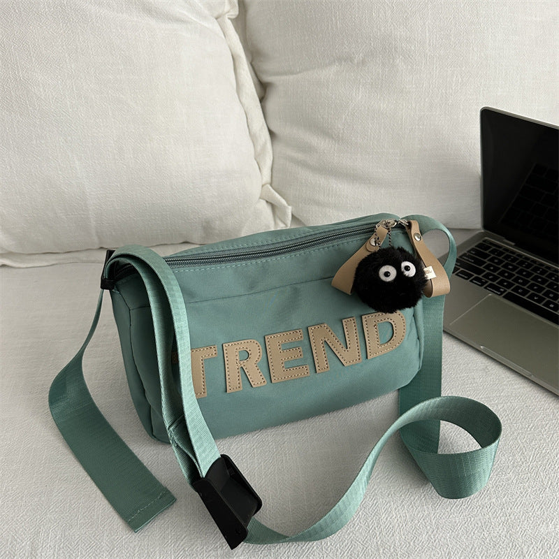 Letter printing fashion casual bag 2025 spring and summer new versatile ins shoulder messenger bag going out Korean women's bag