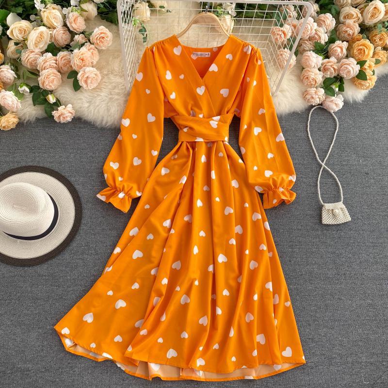 Vintage cherry print dress v-neck horn sleeve autumn new big skirt Internet celebrity vacation skirt women