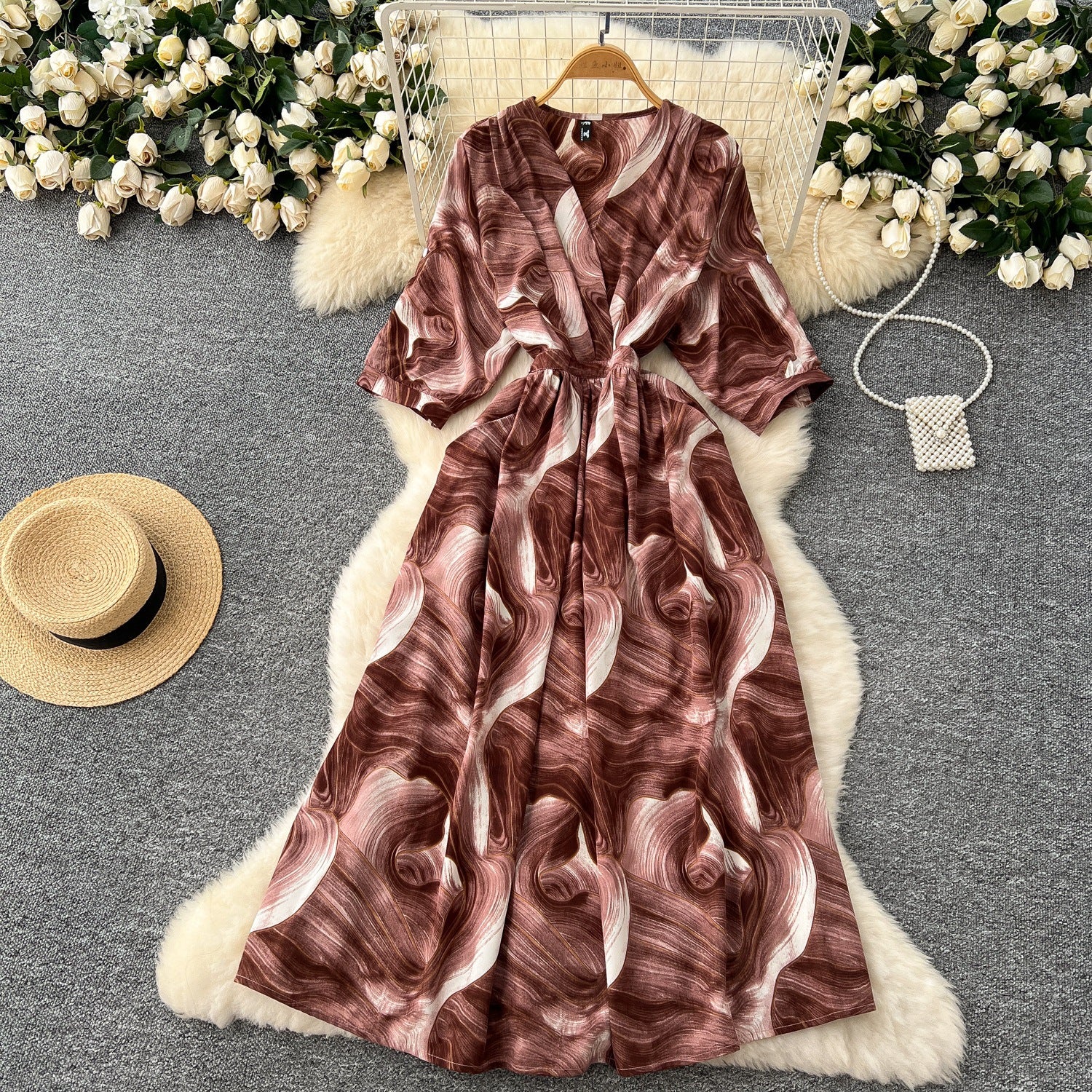 Light and mature style niche retro V-neck seven-quarter sleeve printed dress women's French waist and thin temperament A-shaped long skirt