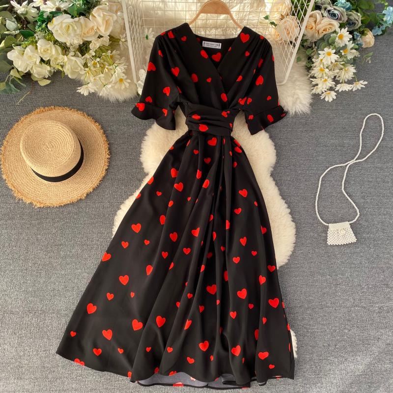 Spring and Summer Women's French Niche Love Pattern V-Neck Short Sleeve Waist Muse Temperament Over Knee Swing Long Dress Dress