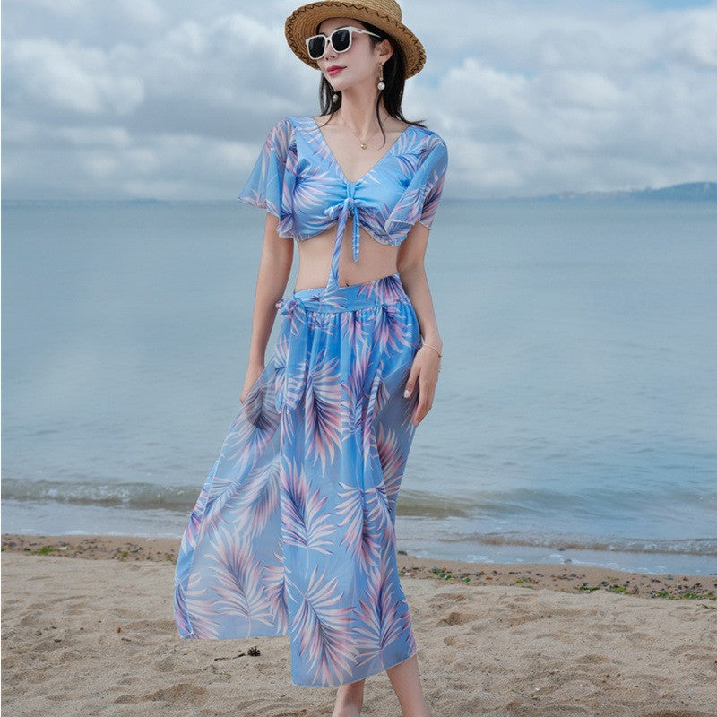 Holiday seaside hot spring swimsuit women's split bikini BIKINI three-piece set European and American high-end new swimsuit