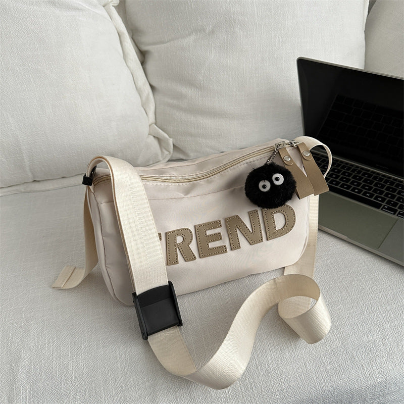 Letter printing fashion casual bag 2025 spring and summer new versatile ins shoulder messenger bag going out Korean women's bag