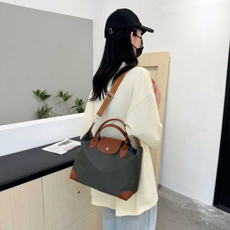 British retro short trip boarding bag shoulder oblique span bag nylon large capacity commuter versatile handbag women
