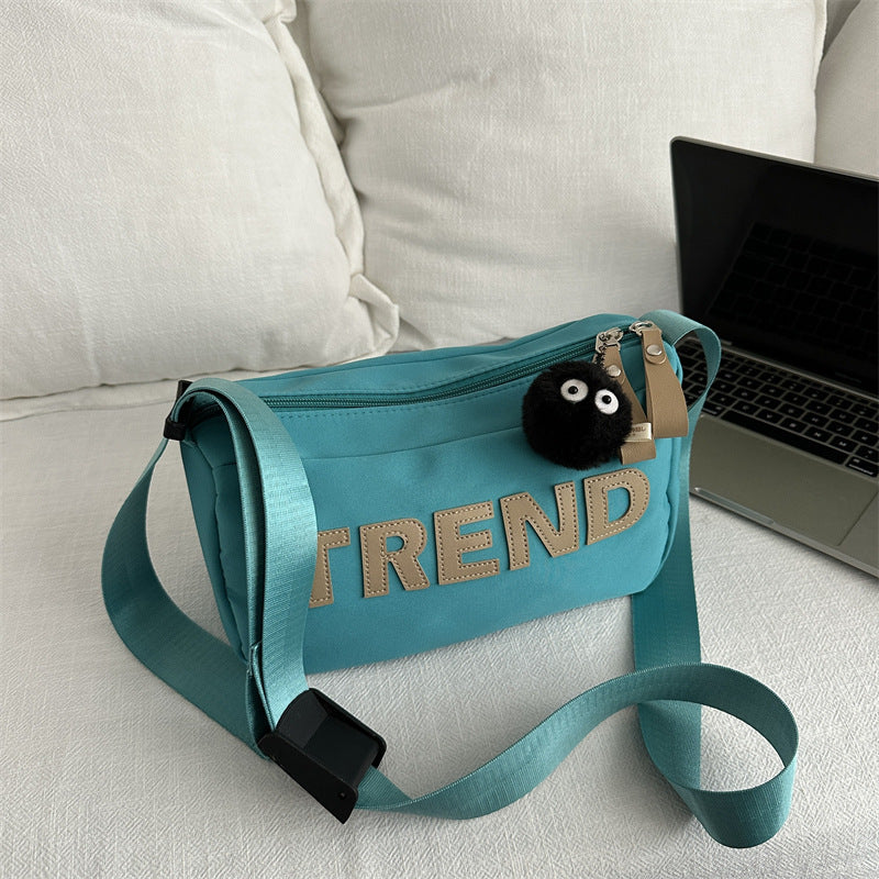 Letter printing fashion casual bag 2025 spring and summer new versatile ins shoulder messenger bag going out Korean women's bag