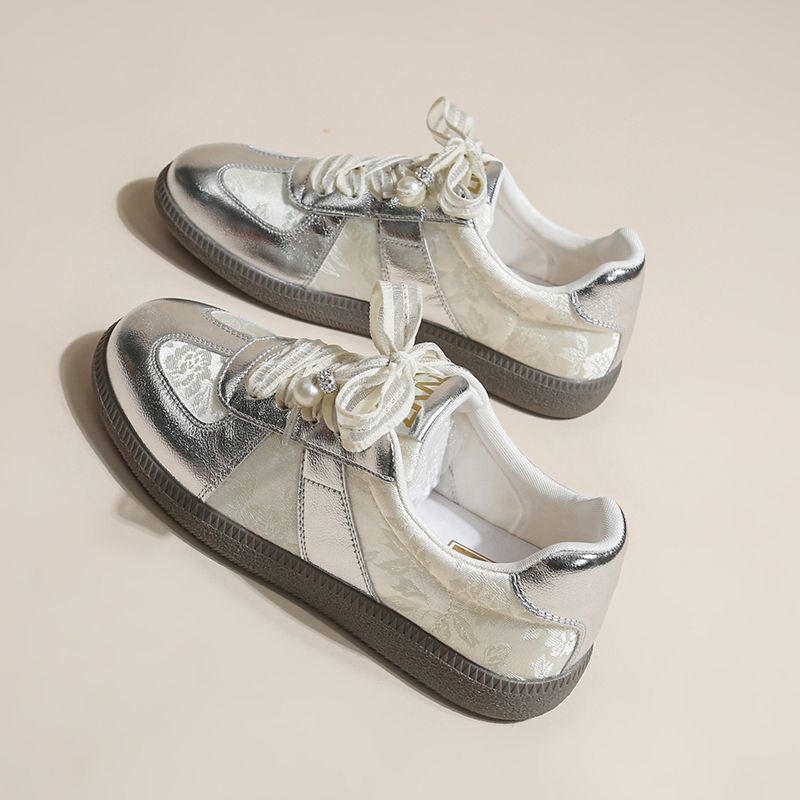 2025 casual little white shoes new national style comfortable versatile German training board shoes new Chinese spring pattern women's shoes