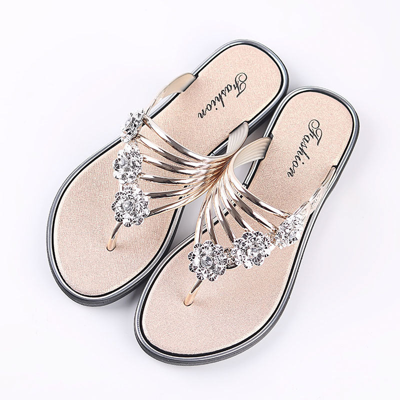New high-end women's slippers summer flip-flops flat-bottomed pinch women's shoes wear versatile casual non-slip and wear-resistant