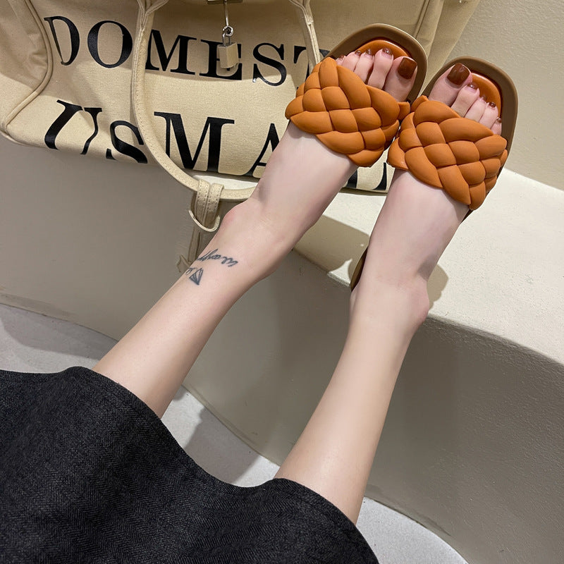 Summer new flat bottom one-word cool slippers women's non-slip Korean version fashion versatile women's sandals women's outer wear