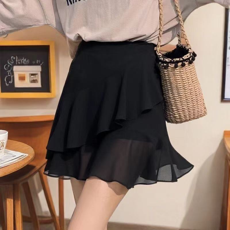 Sale！Size M-L shorts and skirts