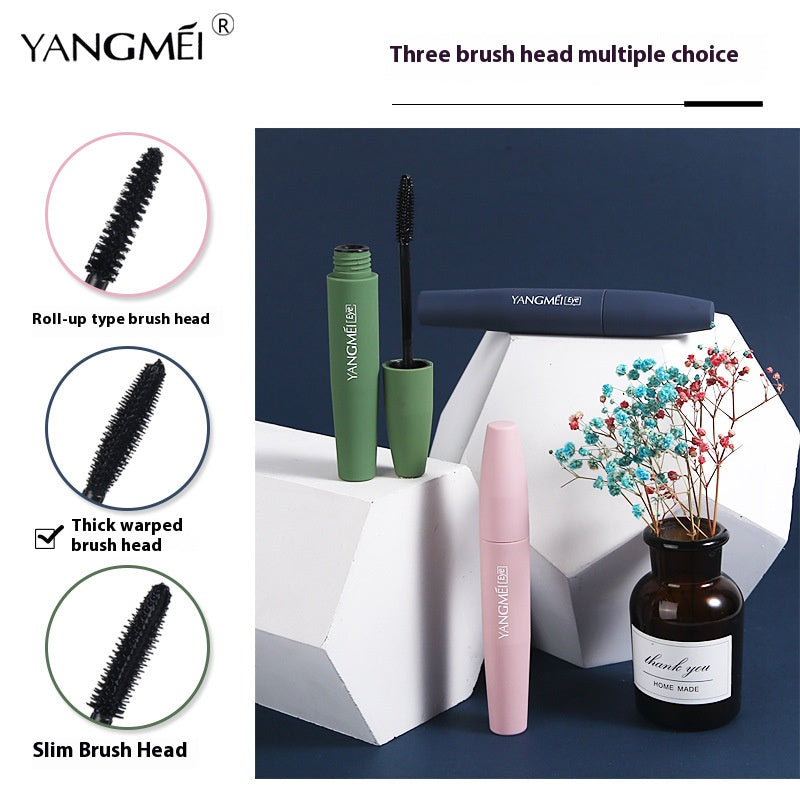 Dense fog, thick warping and slender black mascara, not easy to take off makeup, not easy to smudge