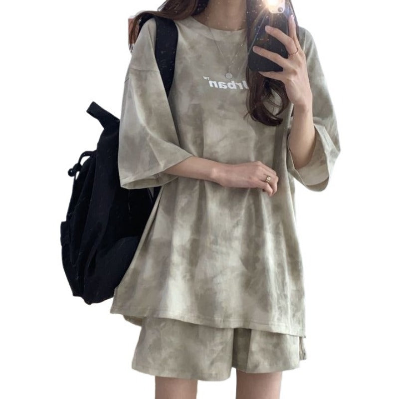 Sports and leisure suit women's summer thin 2025 new small salt and sweet tops and shorts two-piece set