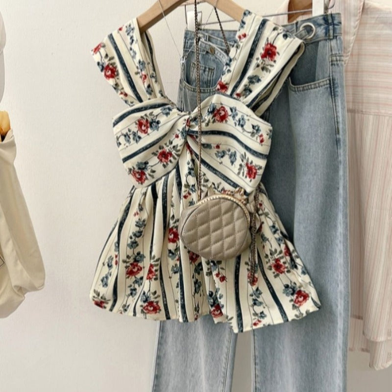 Ladies style retro V-neck kinked floral shirt women's summer new pastoral sexy waist small fly sleeves ins top