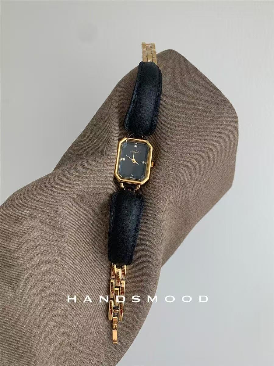 Exquisite clothing watch