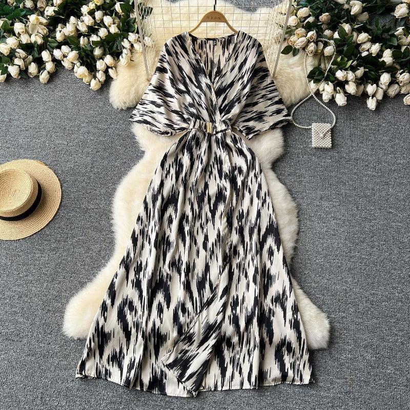 Summer new European and American style niche light luxury retro collar waist thin big swing split printing dress