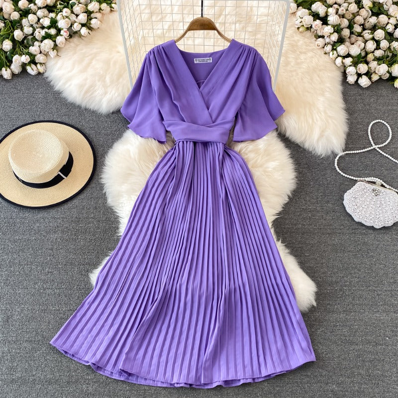 2025 summer new V-neck short-sleeved dress over the knee slim temperament waist lace-up big pendulum pleated long dress