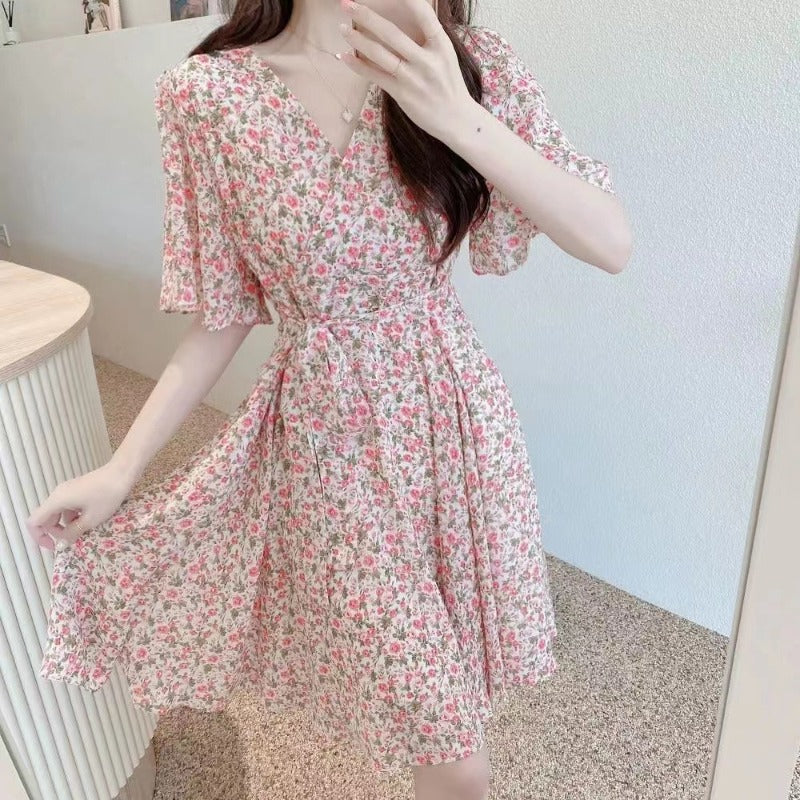Floral dress women's summer 2025 new waist short-sleeved super fairy thin French first love lisianthus skirt