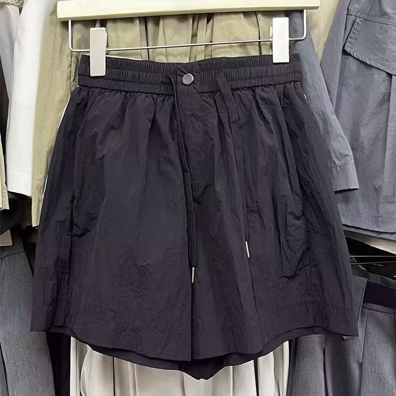 Sale！Size M-L shorts and skirts